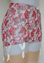 Pip & Pantalaimon floral step-in